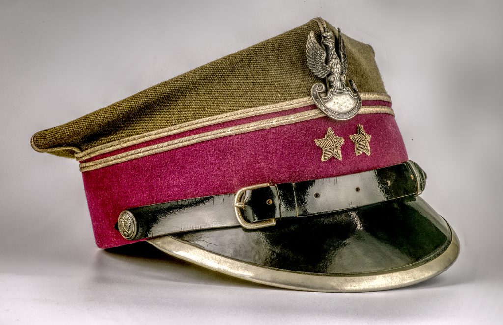 Service cap ‘rogatywka’ of a cavalry Lieutenant Colonel