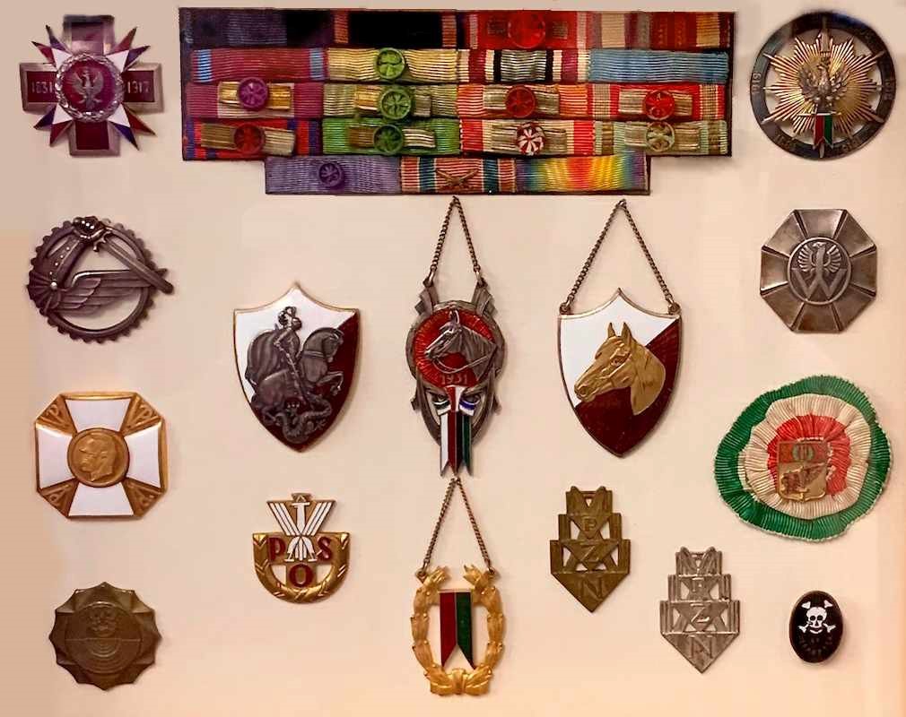 Ribands and badges of Lt. Gen. B. Wieniawa-Długoszewski